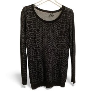 Express snakeskin sweater Black and Gray Knit medium normcore